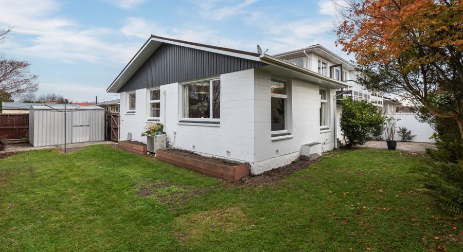  at 320B Avonhead Road, Avonhead, Christchurch City, Canterbury