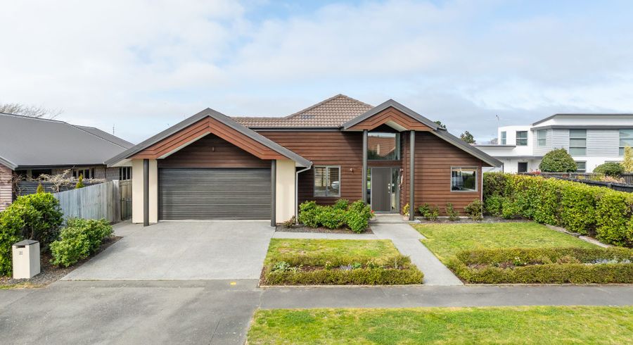  at 21 Woodhaven Place, Parklands, Christchurch City, Canterbury