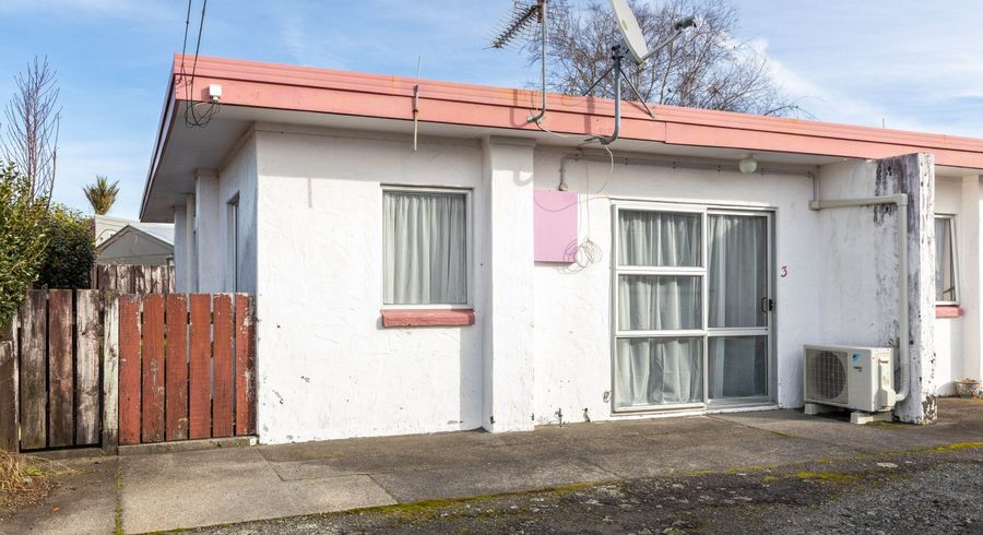  at 242C Huatoki Street, Upper Vogeltown, New Plymouth