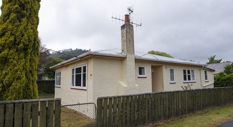  at 1/29 Burden Avenue, Wainuiomata, Lower Hutt