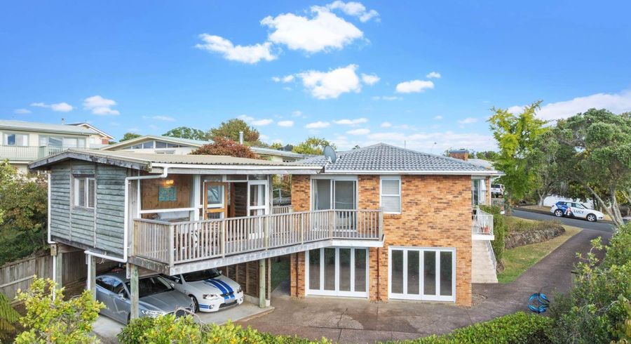  at 9 Reydon Place, Cockle Bay, Manukau City, Auckland