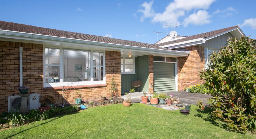  at 3/16 Stamford Park Road, Mount Roskill, Auckland