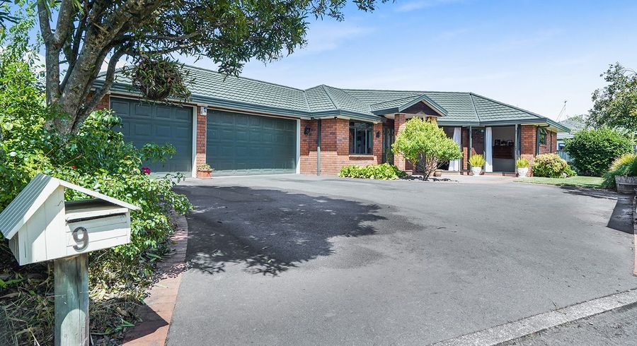 at 9 Caversham Drive, Rototuna, Hamilton, Waikato