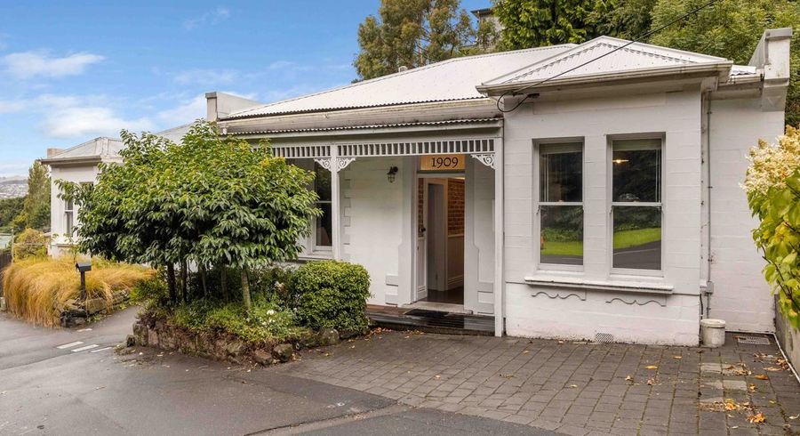  at 21 Serpentine Avenue, City Centre, Dunedin, Otago