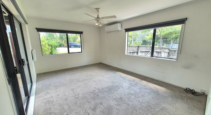  at Henderson, Waitakere City, Auckland