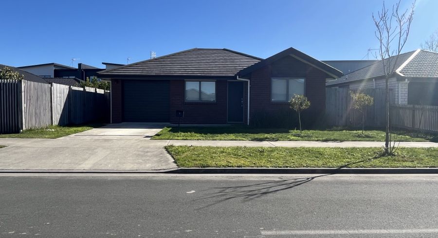  at 4 Haddonstone Avenue, Rototuna, Hamilton, Waikato