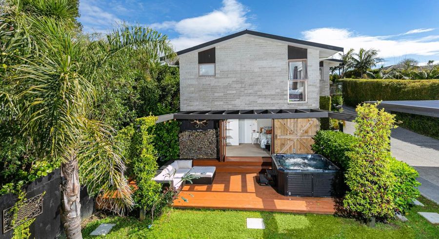  at 26 Asbury Crescent, Campbells Bay, North Shore City, Auckland