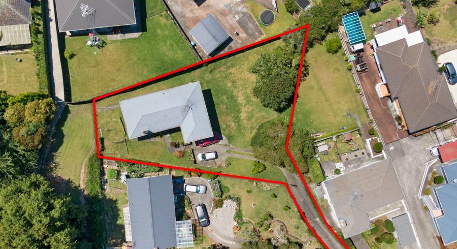  at 33 Marshall Laing Avenue, Mount Roskill, Auckland City, Auckland