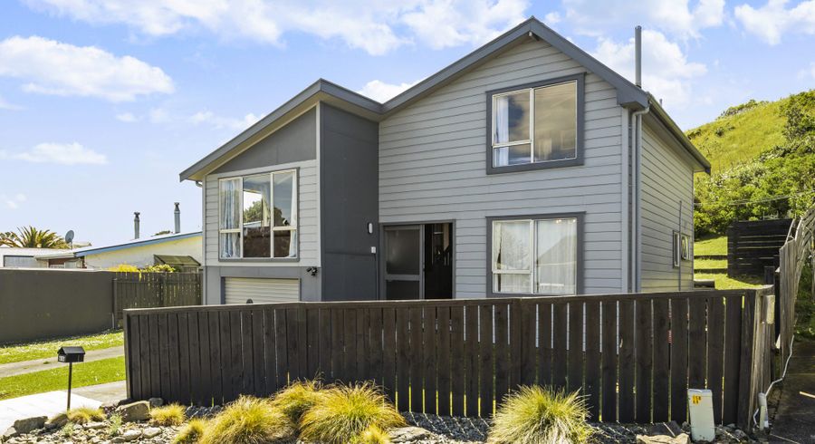  at 41A Edgecombe Street, Newlands, Wellington