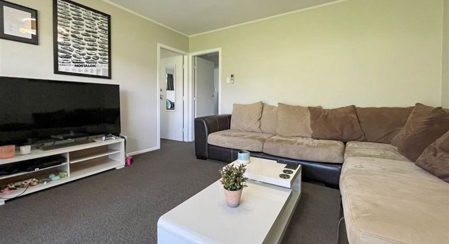 at 1/10 Petherick Crescent, Johnsonville, Wellington