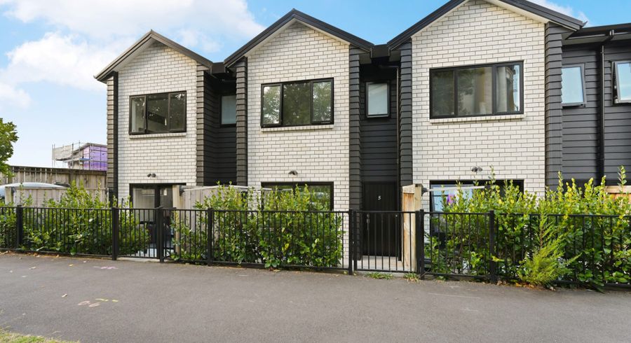  at 5/14 Ruakiwi Road, Hamilton Lake, Hamilton