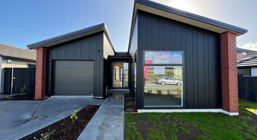  at 36 Arohaina Avenue, Karaka, Papakura