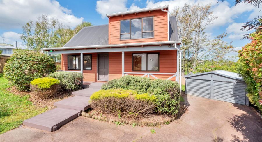  at 5 Kayle Glen, West Harbour, Auckland