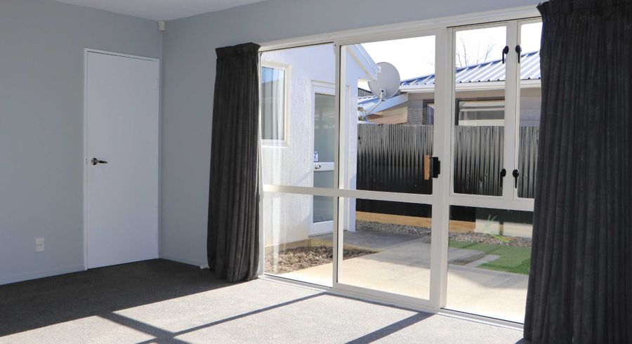  at 2E Broadbent Street, Riccarton, Christchurch City, Canterbury
