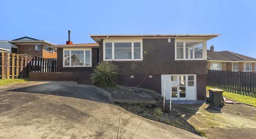  at 18 Prangley Avenue, Mangere, Auckland
