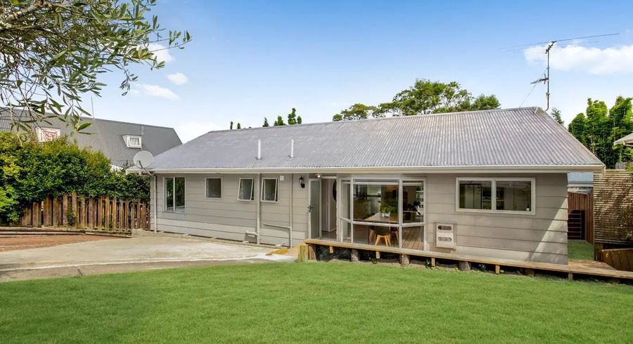  at 81 Kemp Road, Massey, Waitakere City, Auckland