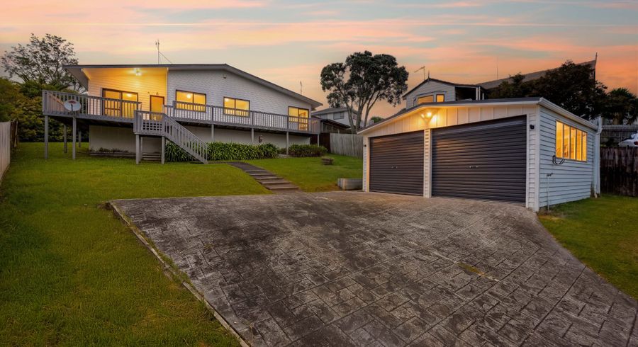  at 12 Clearview Heights, Ranui, Waitakere City, Auckland