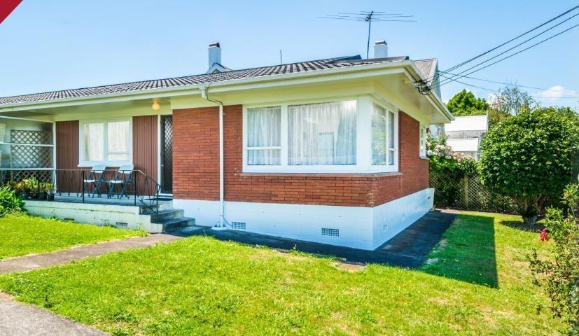  at 1/13 Brixton Road, Balmoral, Auckland