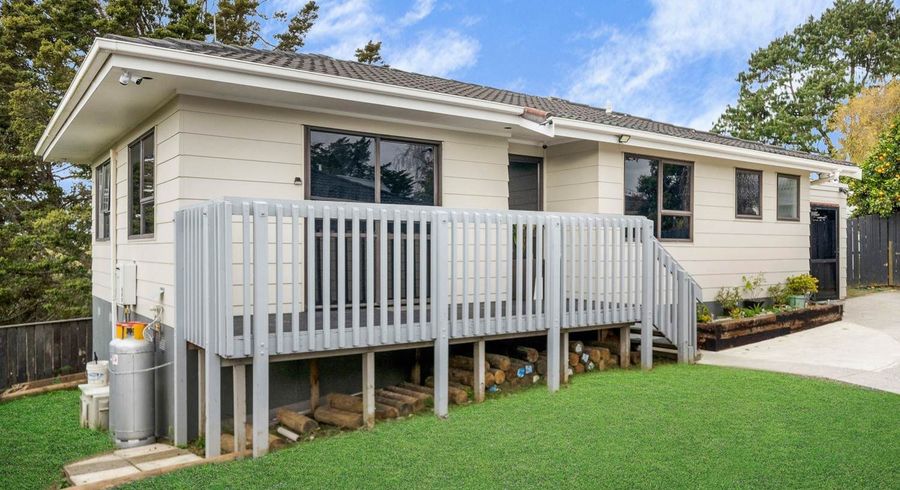  at 2/33 Seaward Place, Wattle Downs, Manukau City, Auckland