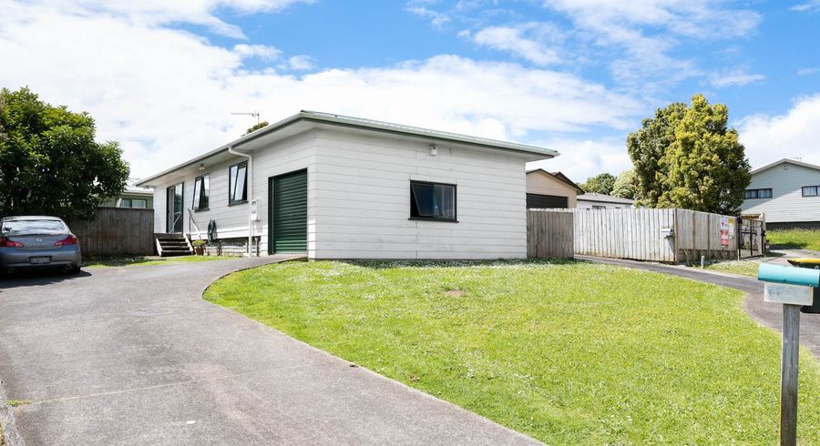  at 8 Melleray Place, Randwick Park, Auckland