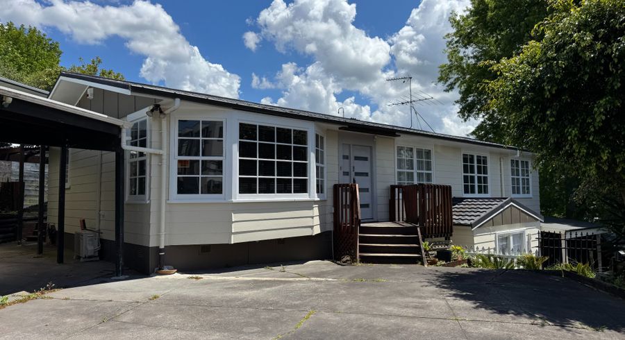  at 17 Hewlett Road, Massey, Waitakere City, Auckland