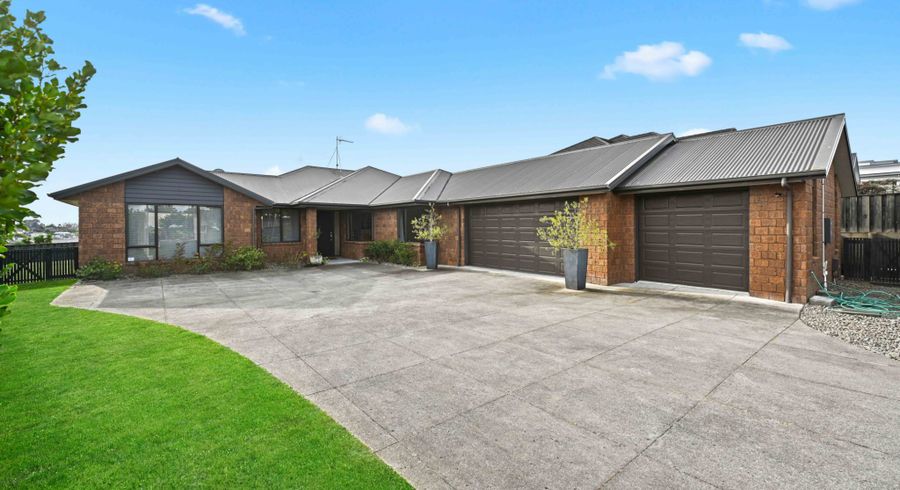  at 57 Somerton Drive, Huntington, Hamilton