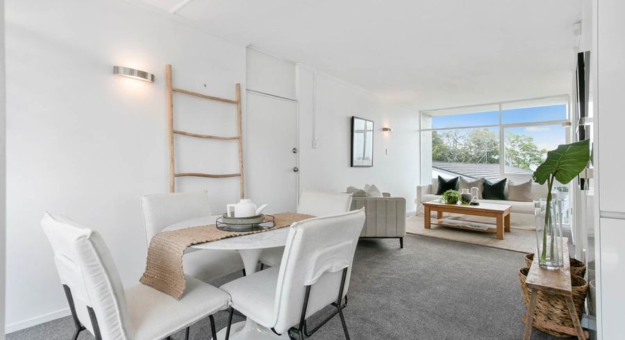  at 4/0 Landscape Road, Mount Eden, Auckland