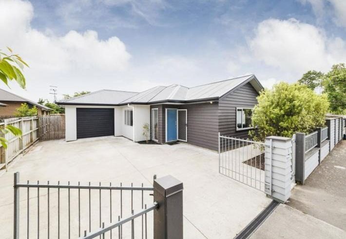  at 6 Cardiff Street, Awapuni, Palmerston North, Manawatu / Whanganui