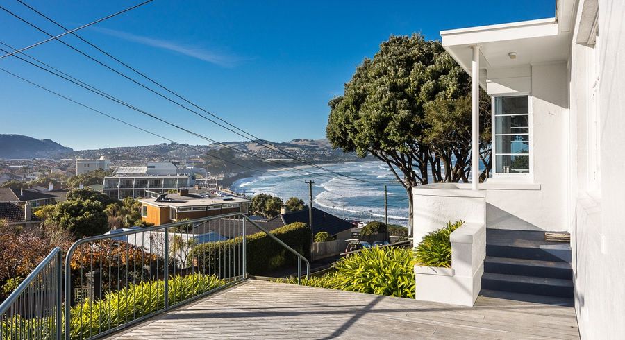  at 19 Cliffs Road, Saint Clair, Dunedin
