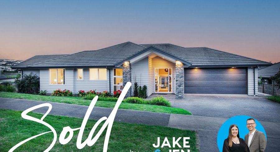  at 4 Colonial Drive, Silverdale, Silverdale