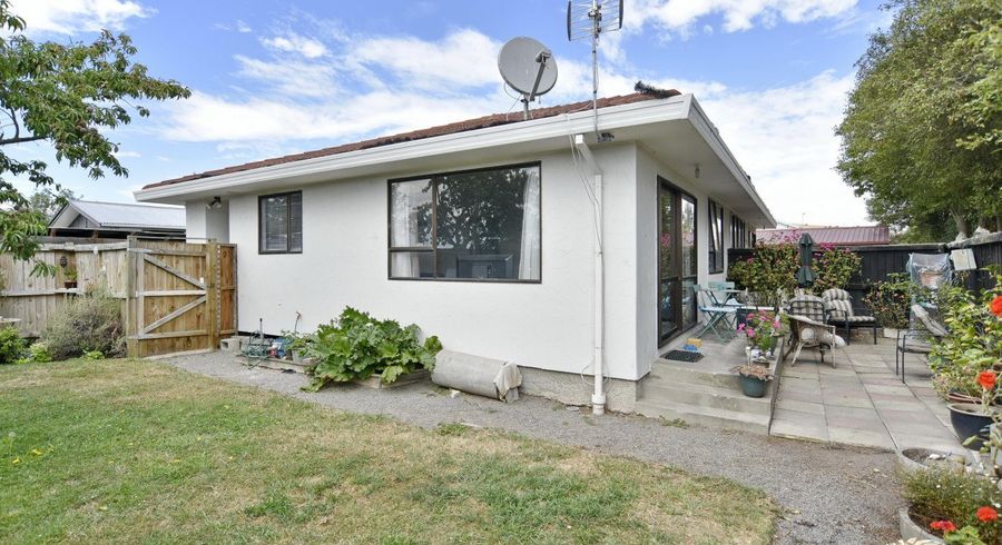  at 2/90 Bayswater Crescent, Bromley, Christchurch City, Canterbury