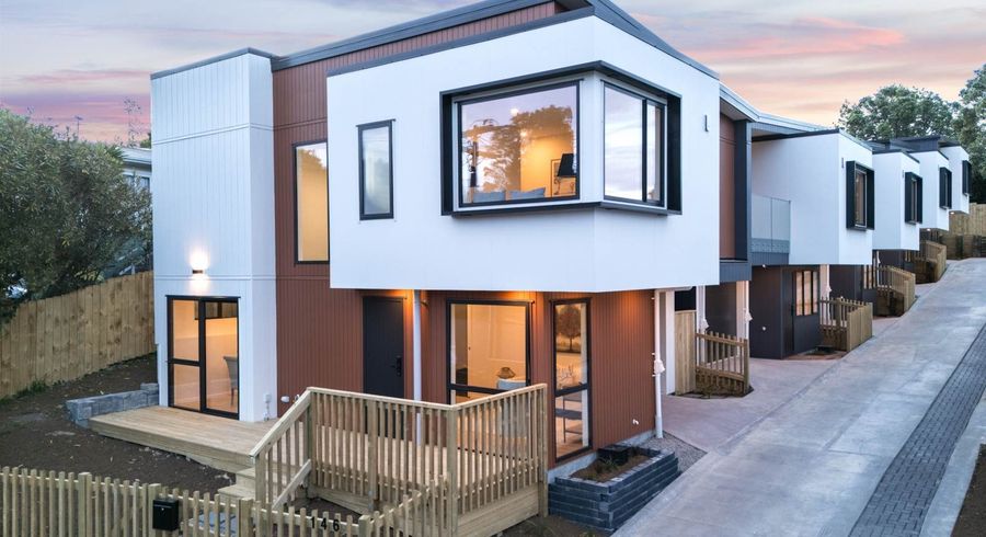  at 146E Methuen Road, New Windsor, Auckland City, Auckland