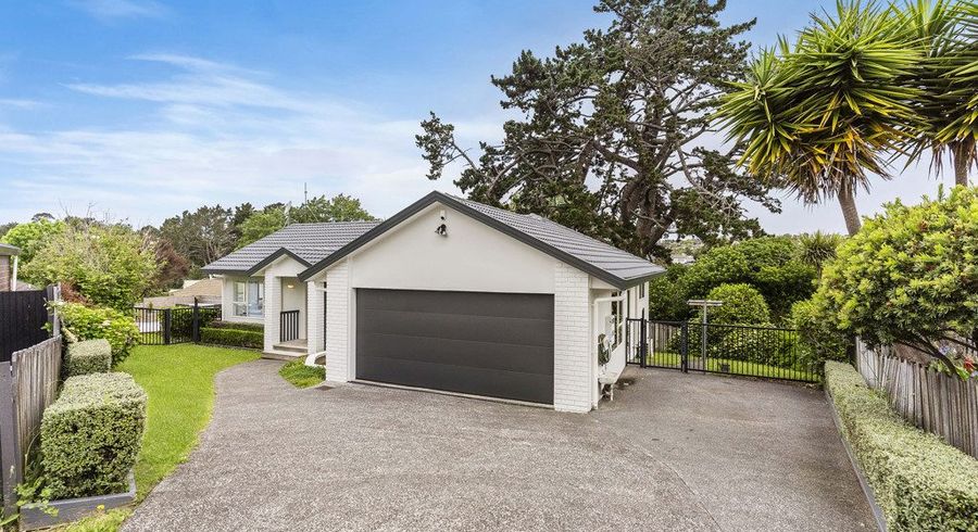  at 10 Owl Court, Unsworth Heights, Auckland
