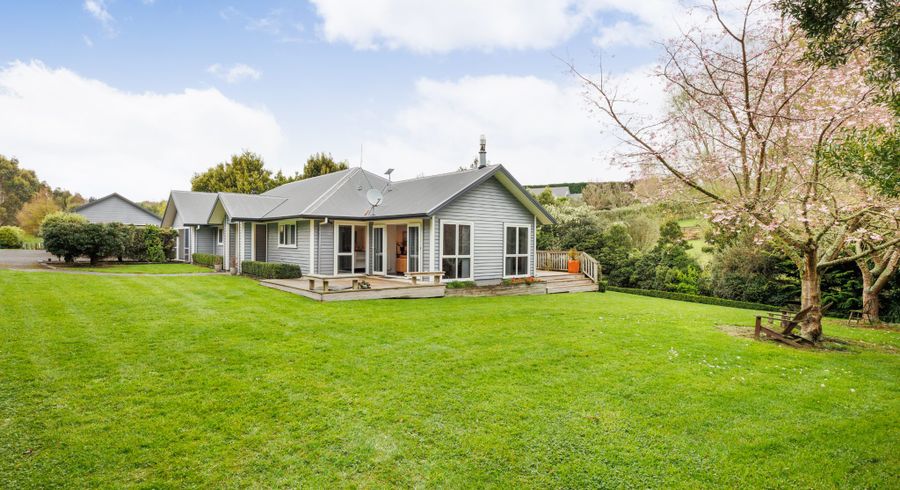  at 35 Oram Drive, Turitea, Palmerston North, Manawatu / Whanganui