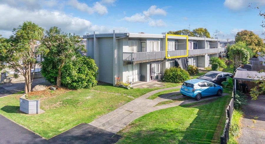  at 2/41 Cameron Road, Hamilton East, Hamilton, Waikato