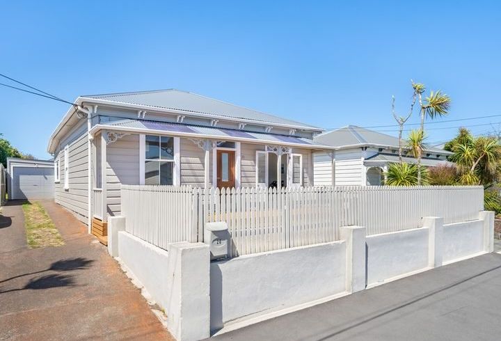  at 20 Queen Street, Petone, Lower Hutt, Wellington