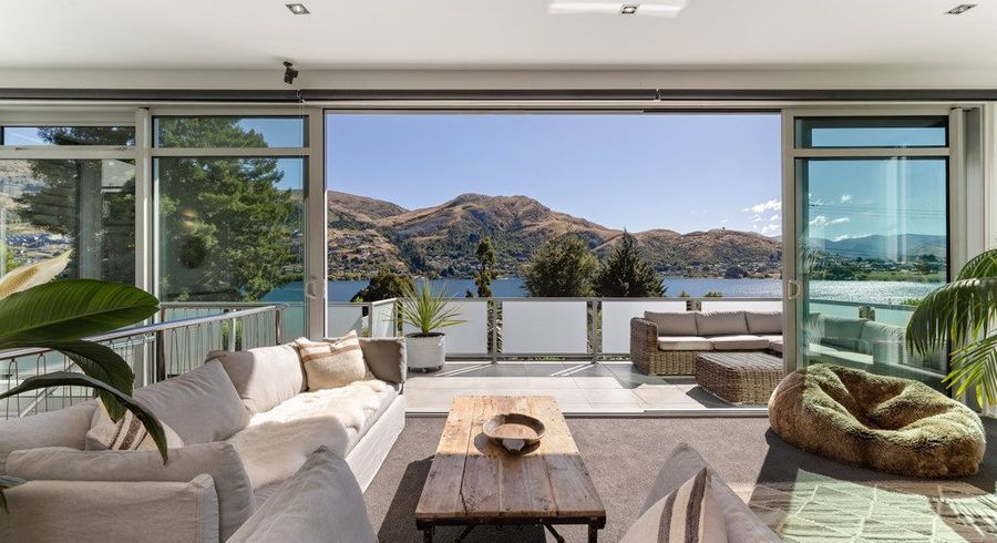  at 18A Loop Road, Kelvin Heights, Queenstown-Lakes, Otago