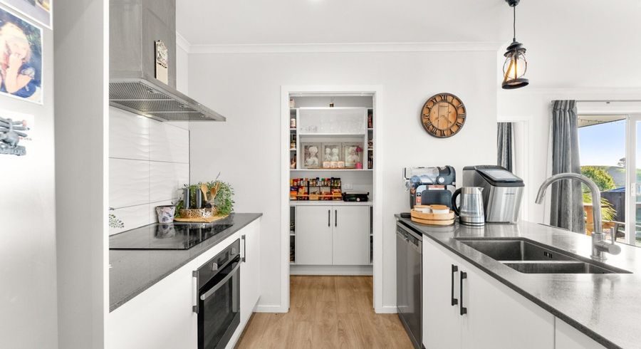  at 210 Waikite Road, Welcome Bay, Tauranga