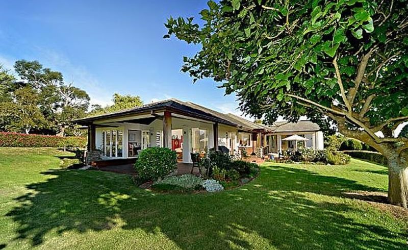  at 3A Inchinnam Road, Flat Bush, Auckland