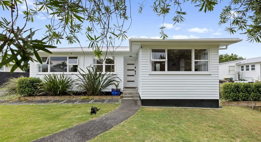  at 11 Brennan Avenue, Te Atatu Peninsula, Waitakere City, Auckland