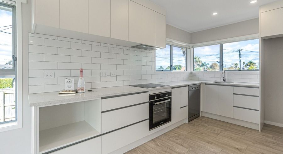  at 1/27 Nile Road, Milford, Auckland
