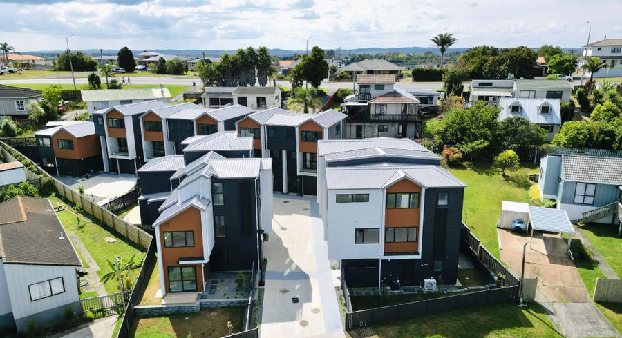  at Lot 2,3,9 /6 Woodhouse Place, West Harbour, Waitakere City, Auckland