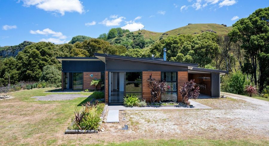  at 1995 Waimarama Road, Waimarama, Hastings, Hawke's Bay