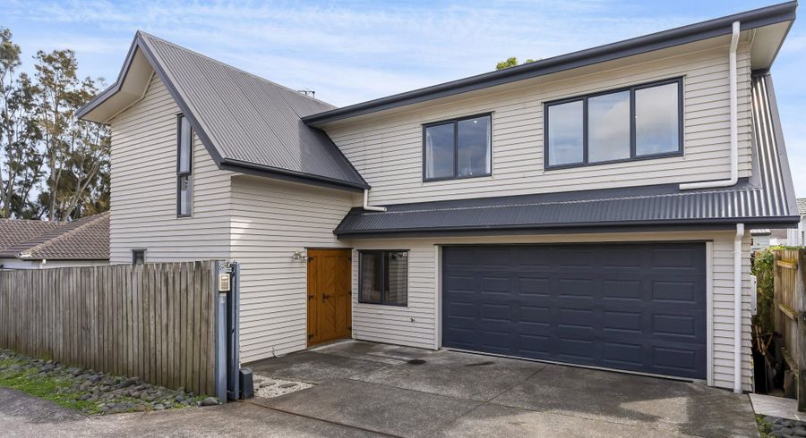  at 72A Panorama Road, Mount Wellington, Auckland
