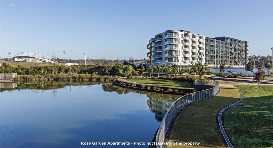  at 7 Rose Garden Lane, Albany, North Shore City, Auckland