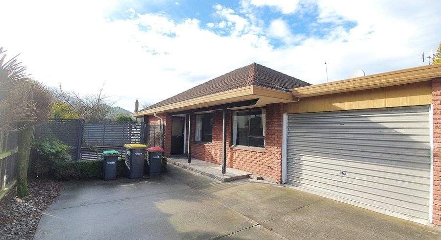  at 2/68 Abberley Crescent, St Albans, Christchurch