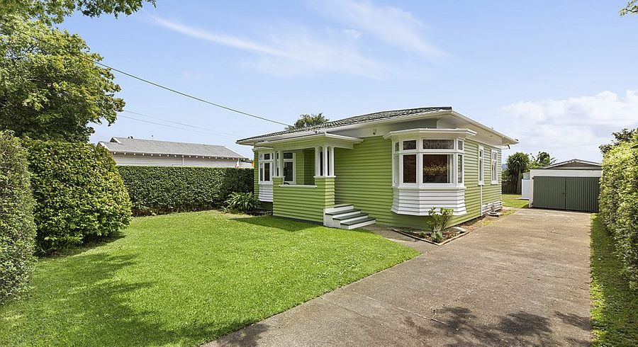  at 37 Lippiatt Road, Otahuhu, Auckland