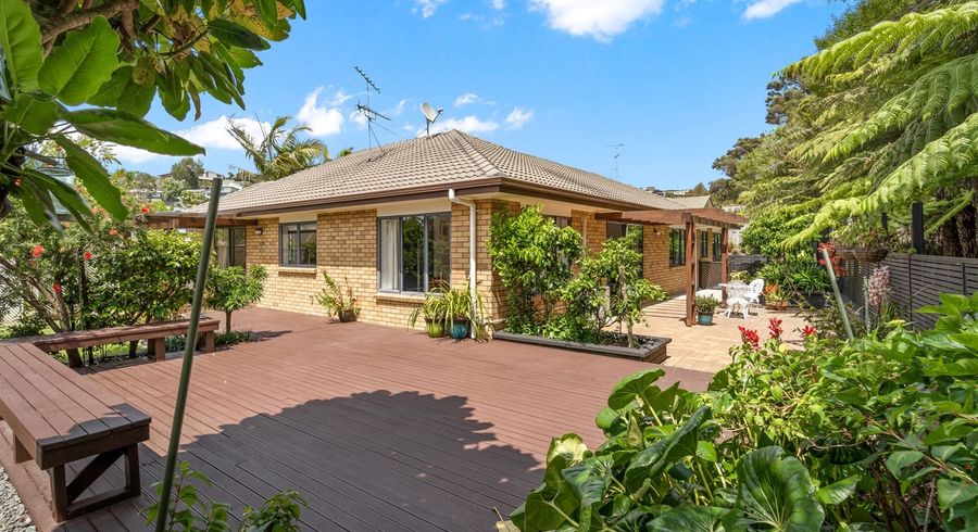  at 17 Kate Sheppard Avenue, Torbay, Auckland