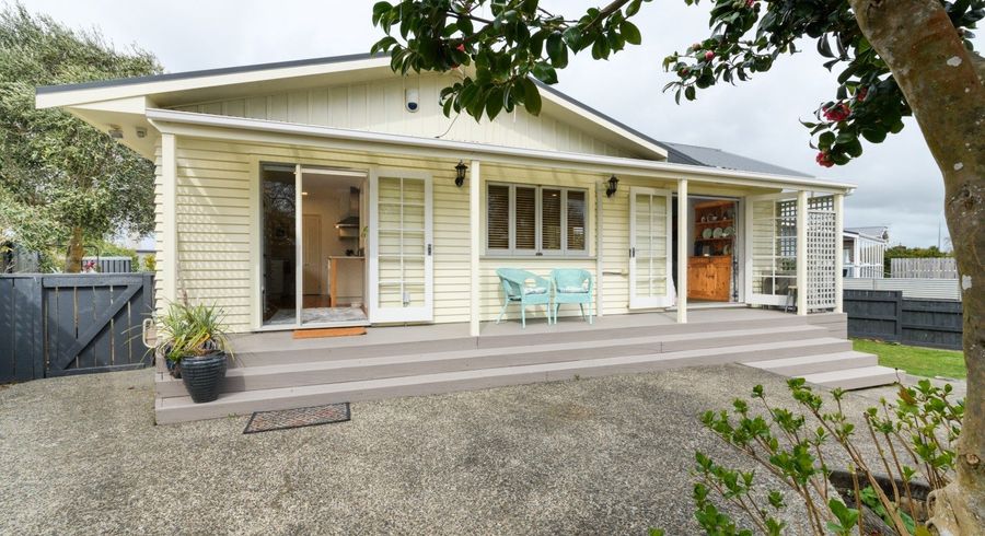  at 42 Long Melford Road, Awapuni, Palmerston North