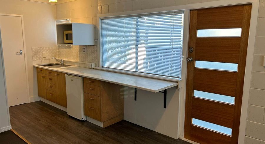  at 48a Saffron Street, Birkdale, North Shore City, Auckland